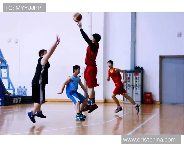 私奔篮球明星的爱情故事与梦想追逐之旅 私奔篮球明星的爱情故事与梦想追逐之旅